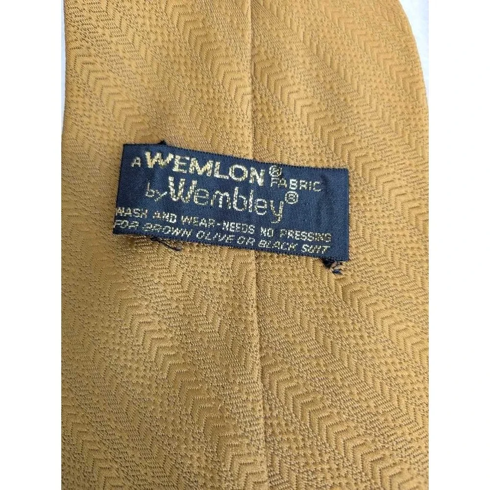 Wembley Lot of 6 Vintage Ties - Stripes Geometric Patterns - Mens‎ Neckwear